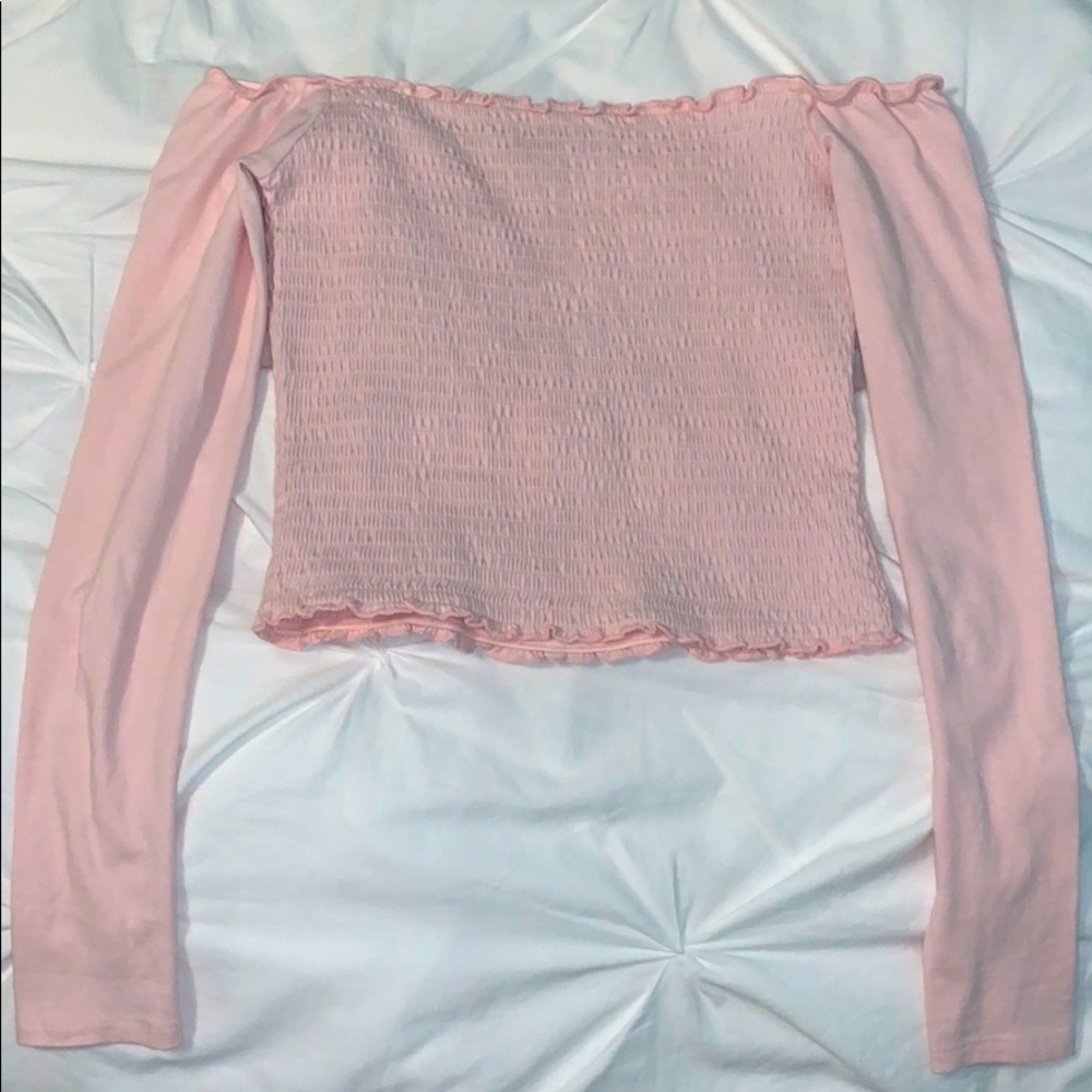 hollister smocked off-shoulder light pink crop top